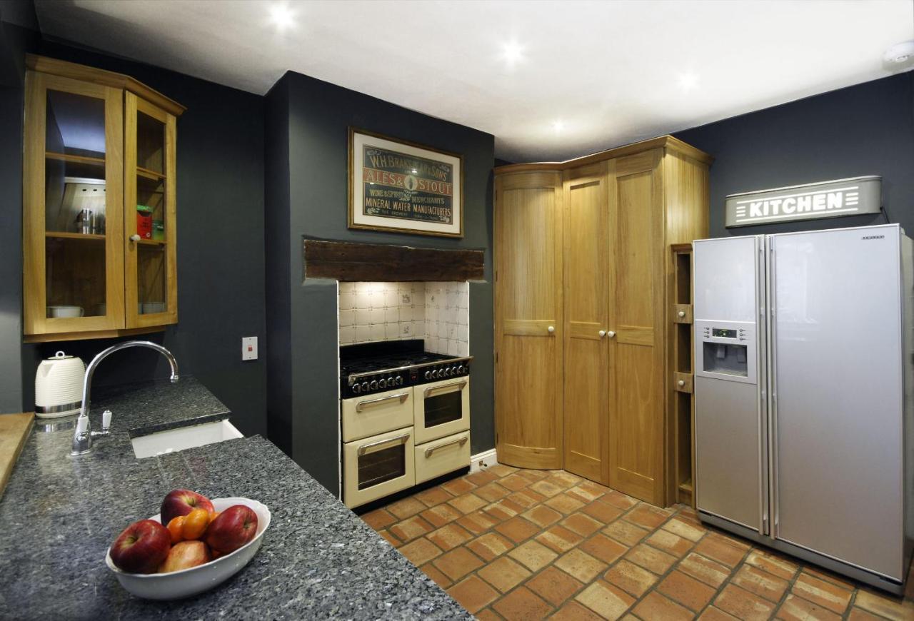 Dolls House - Luxury Townhouse *Sleeps 10* Villa Henley-on-Thames Exterior photo