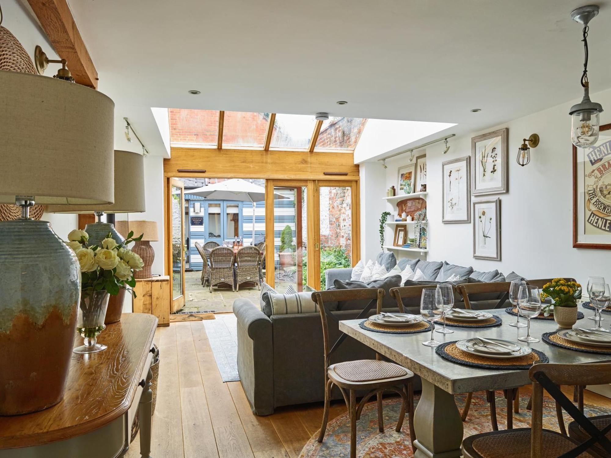 Dolls House - Luxury Townhouse *Sleeps 10* Villa Henley-on-Thames Exterior photo